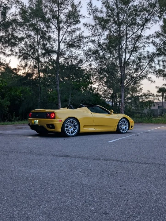 2001 Ferrari 360 Spider - Image 2 of 11