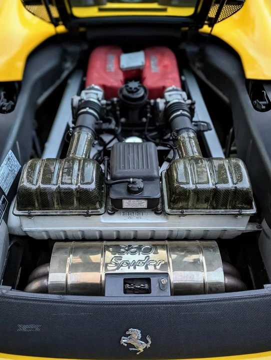 2001 Ferrari 360 Spider - Image 10 of 11