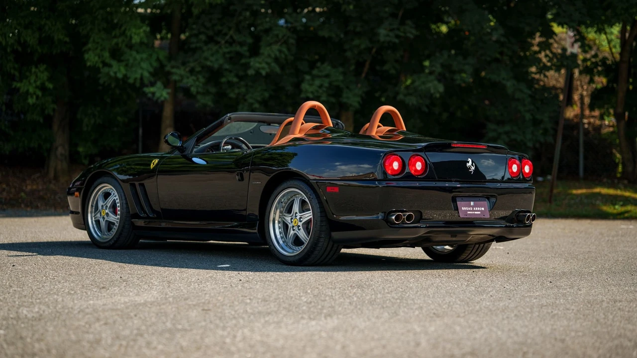 2001 Ferrari 550 Barchetta Pininfarina - Image 12 of 31