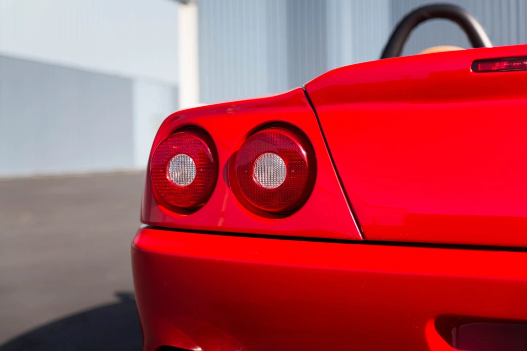 2001 Ferrari 550 Barchetta Pininfarina - Image 26 of 31