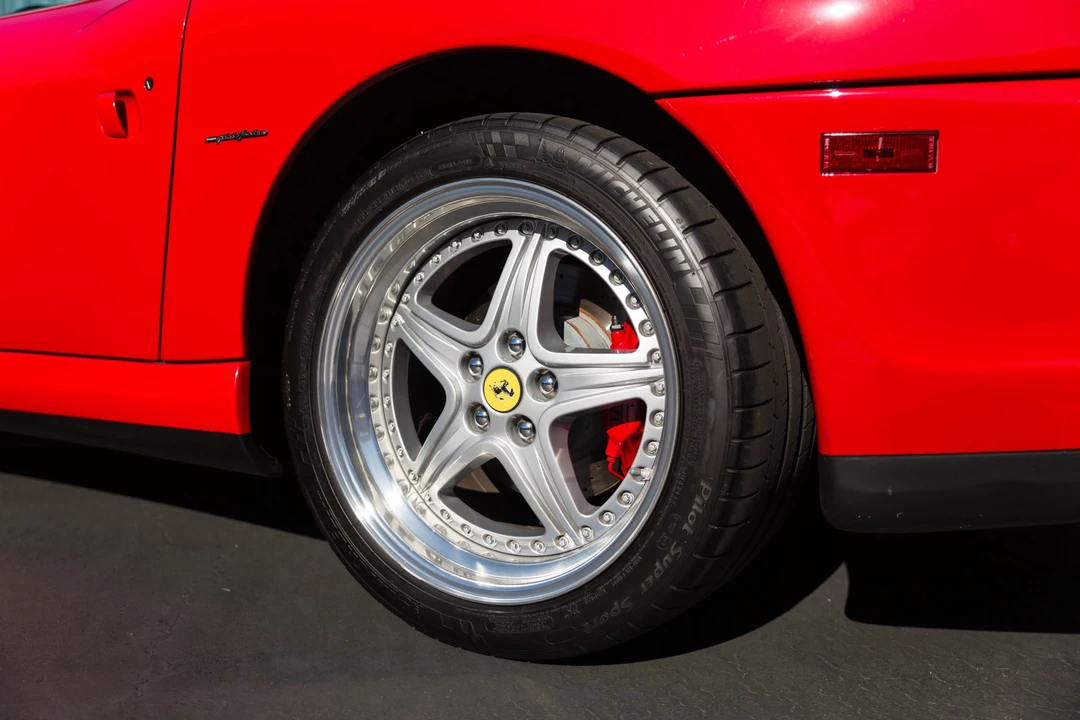 2001 Ferrari 550 Barchetta Pininfarina - Image 25 of 31