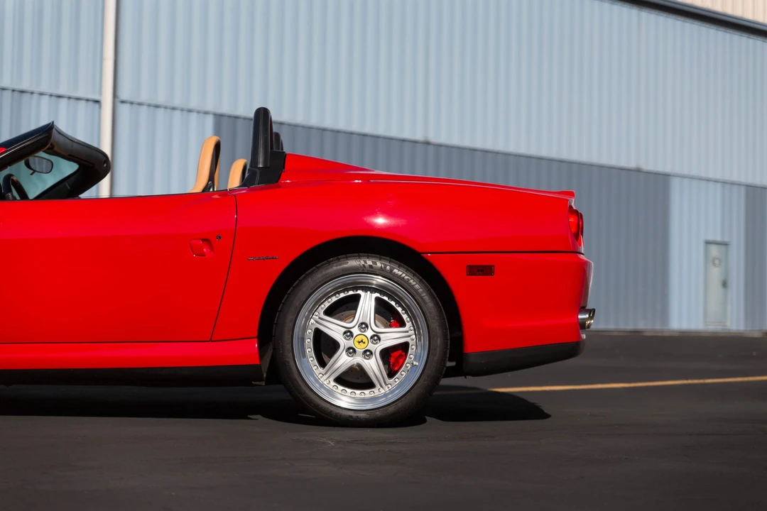 2001 Ferrari 550 Barchetta Pininfarina - Image 23 of 31