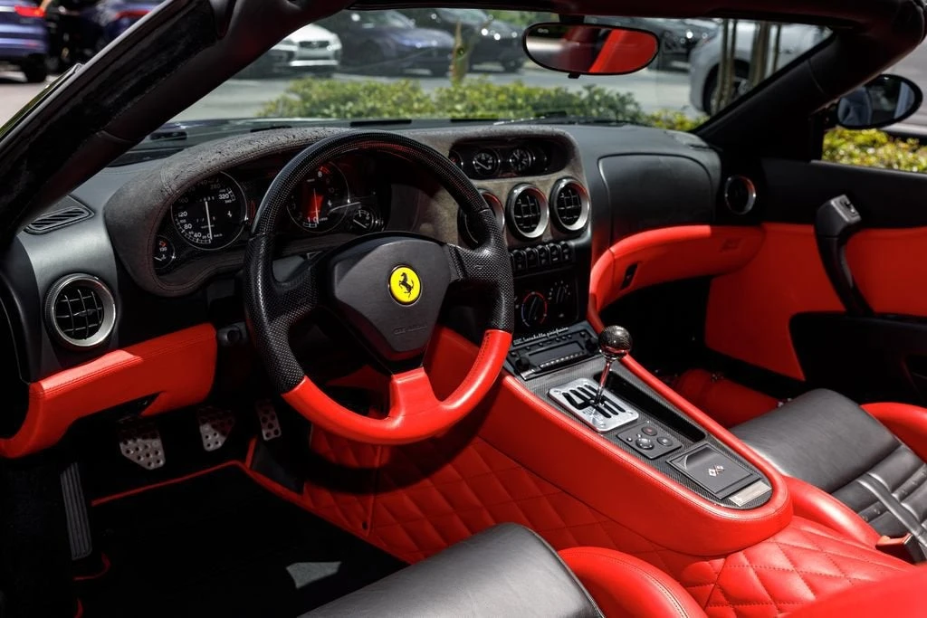 2001 Ferrari 550 Barchetta Pininfarina - Image 29 of 31
