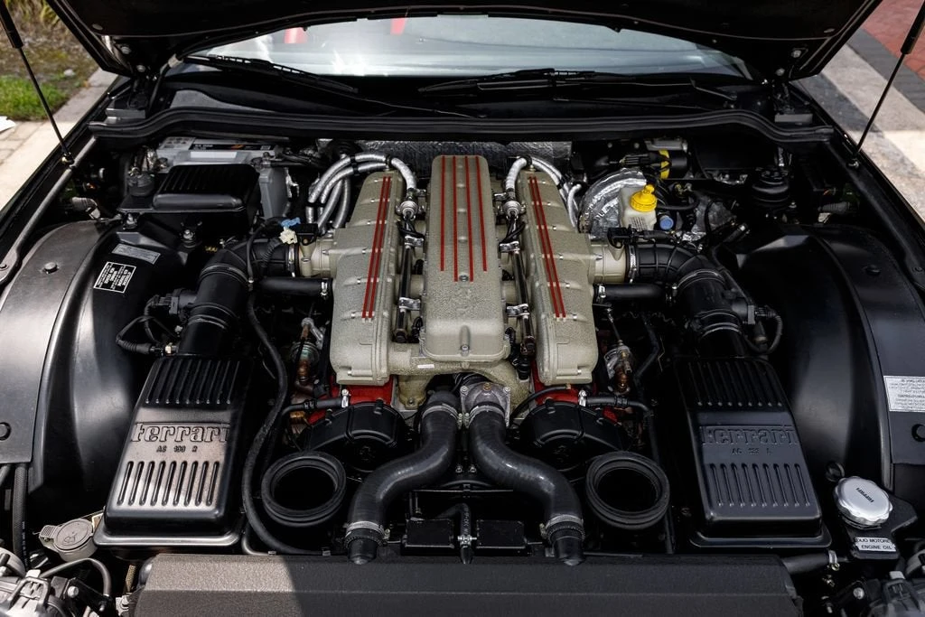 2001 Ferrari 550 Barchetta Pininfarina - Image 13 of 31