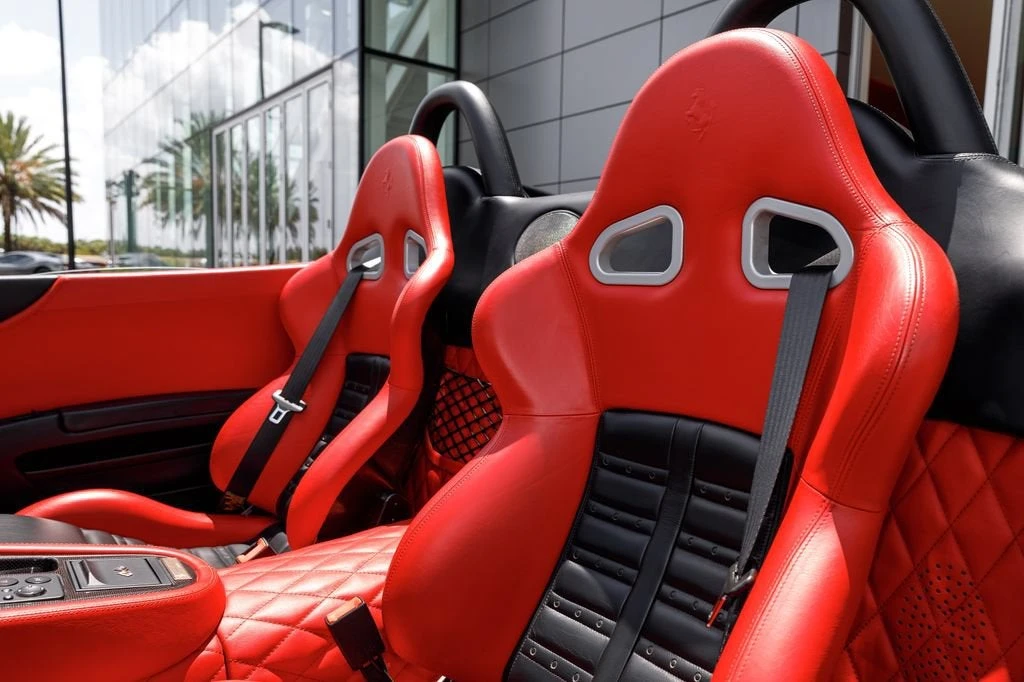 2001 Ferrari 550 Barchetta Pininfarina - Image 10 of 31