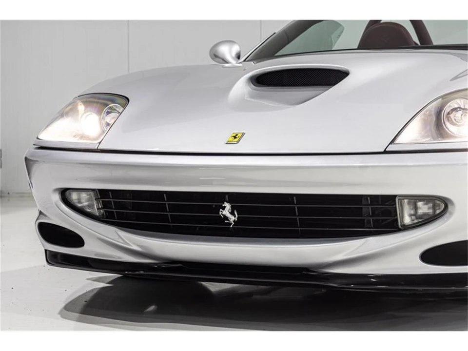 2001 Ferrari 550 Barchetta Pininfarina - Image 15 of 16