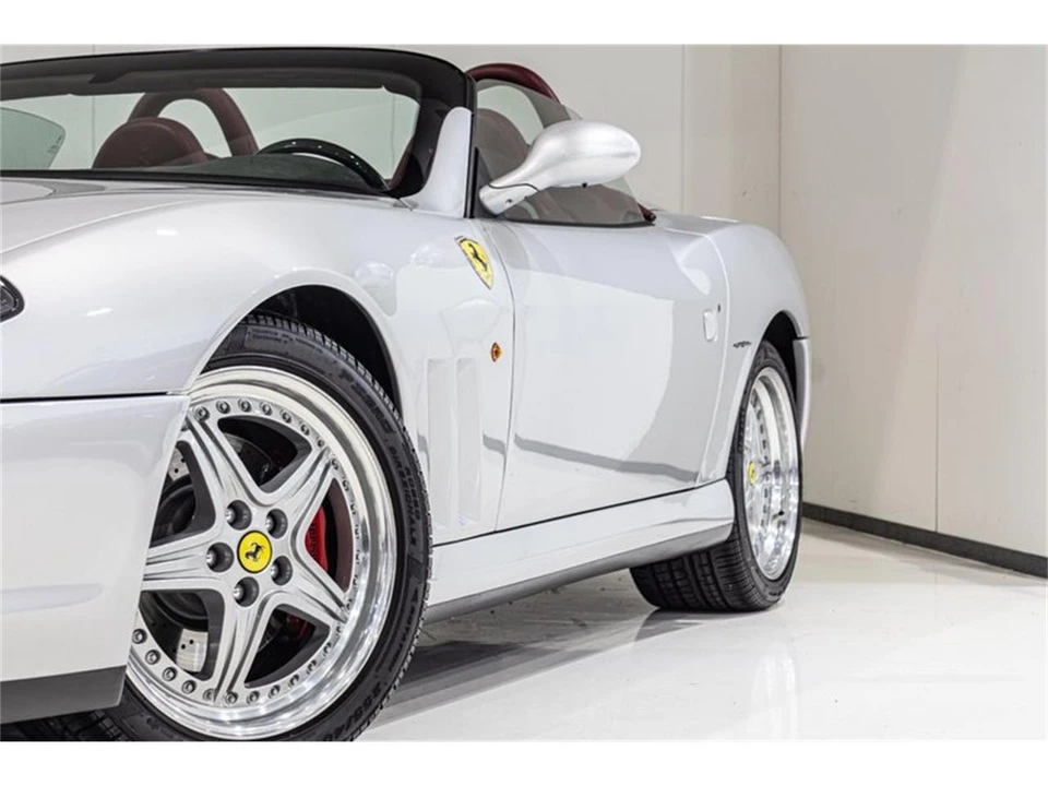2001 Ferrari 550 Barchetta Pininfarina - Image 7 of 16