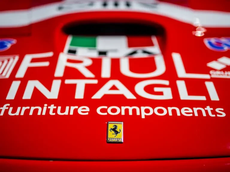 2001 Ferrari 550 Maranello - Image 22 of 31