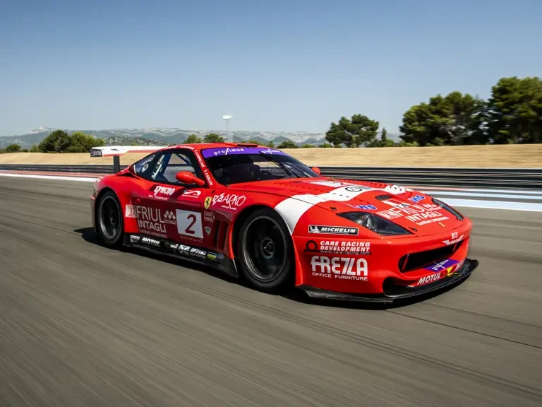 2001 Ferrari 550 Maranello - Image 2 of 31