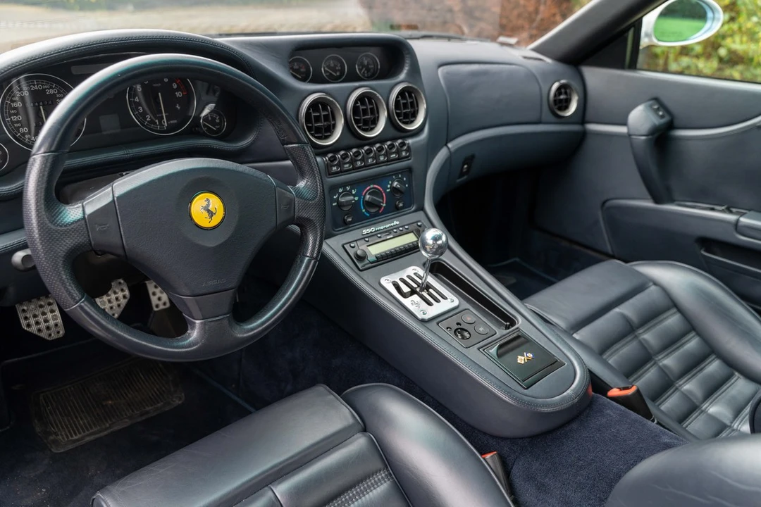 2001 Ferrari 550 Maranello - Image 23 of 30