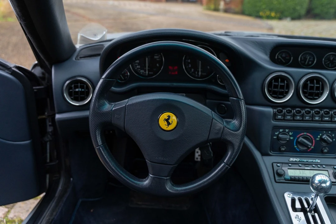 2001 Ferrari 550 Maranello - Image 29 of 30