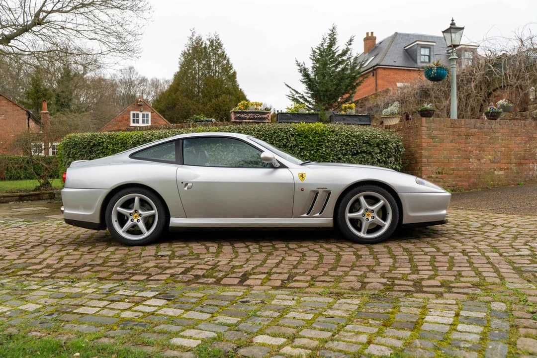 2001 Ferrari 550 Maranello - Image 2 of 30