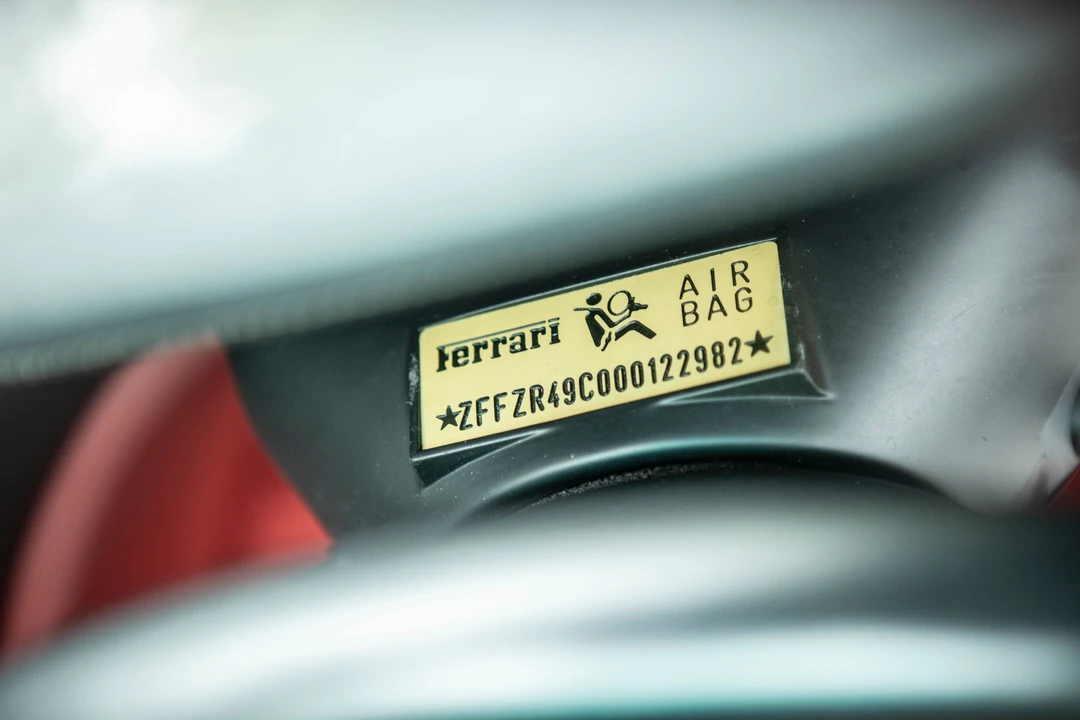 2001 Ferrari 550 Maranello - Image 5 of 28