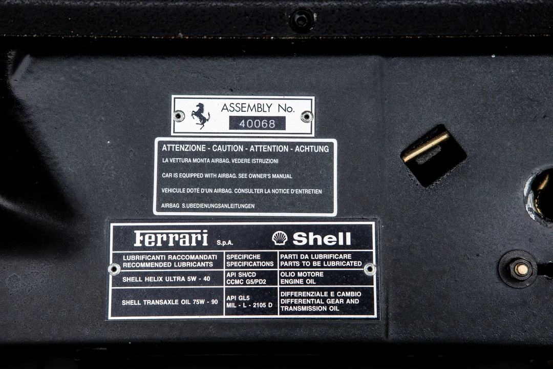 2001 Ferrari 550 Maranello - Image 2 of 28