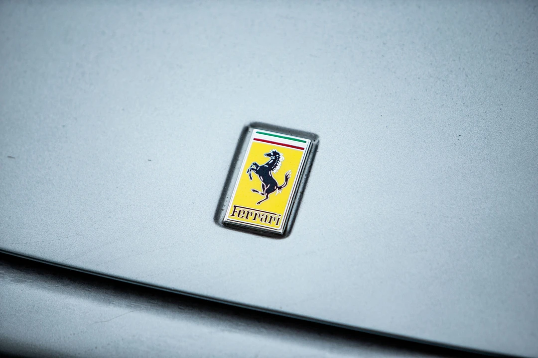 2001 Ferrari 550 Maranello - Image 19 of 28
