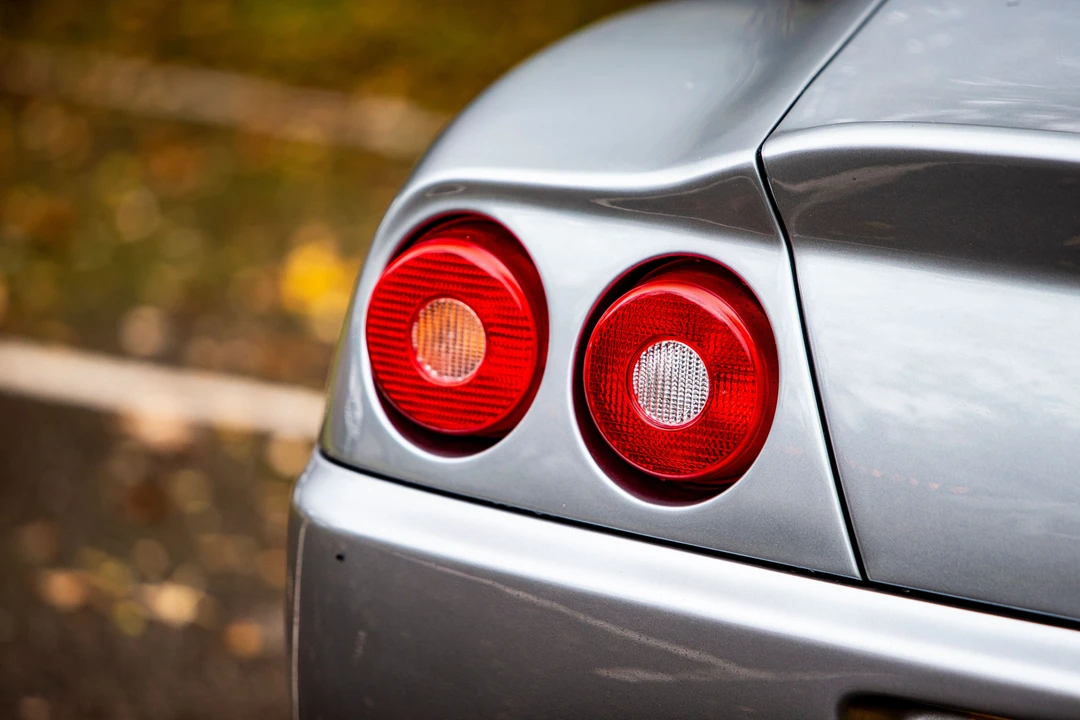 2001 Ferrari 550 Maranello - Image 11 of 28