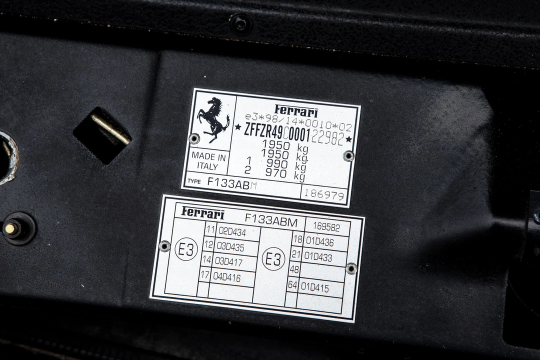 2001 Ferrari 550 Maranello - Image 3 of 28
