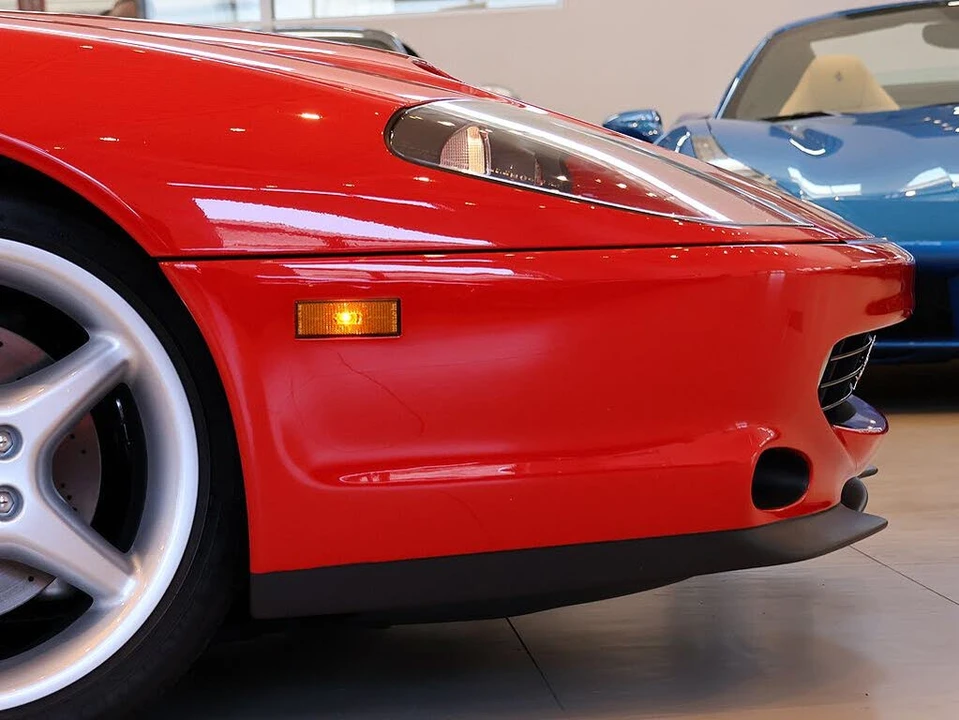 2001 Ferrari 550 Maranello - Image 9 of 31