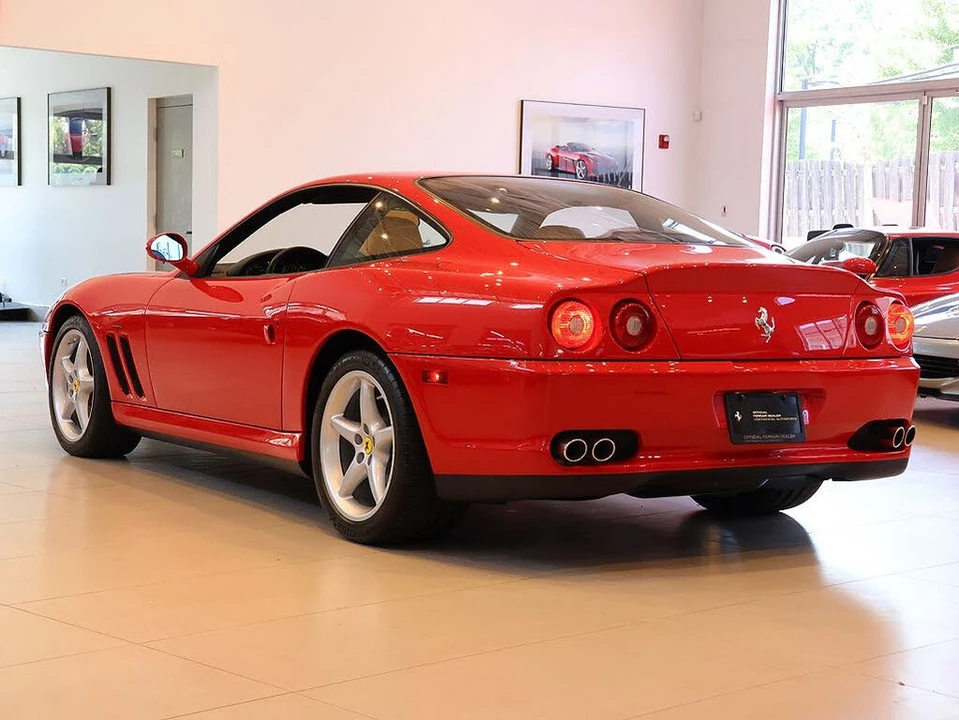 2001 Ferrari 550 Maranello - Image 2 of 31