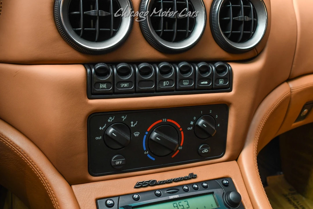 2001 Ferrari 550 Maranello - Image 13 of 31