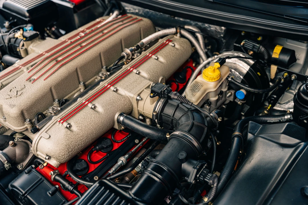 2001 Ferrari 550 Maranello - Image 6 of 31