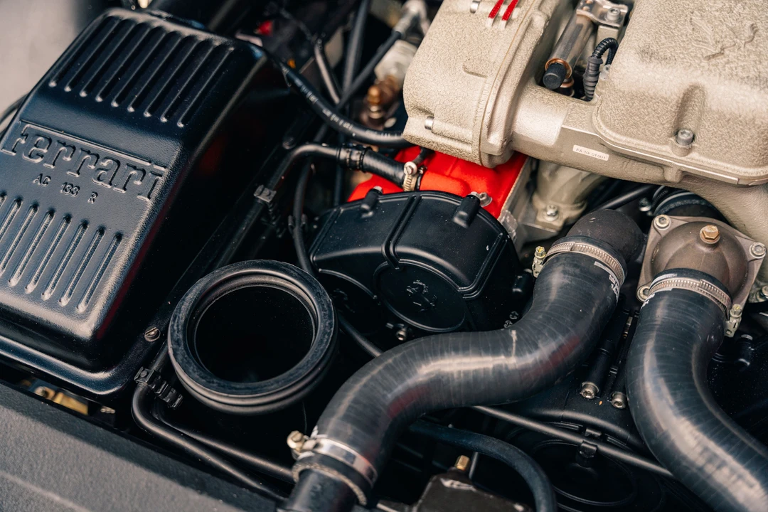 2001 Ferrari 550 Maranello - Image 21 of 31