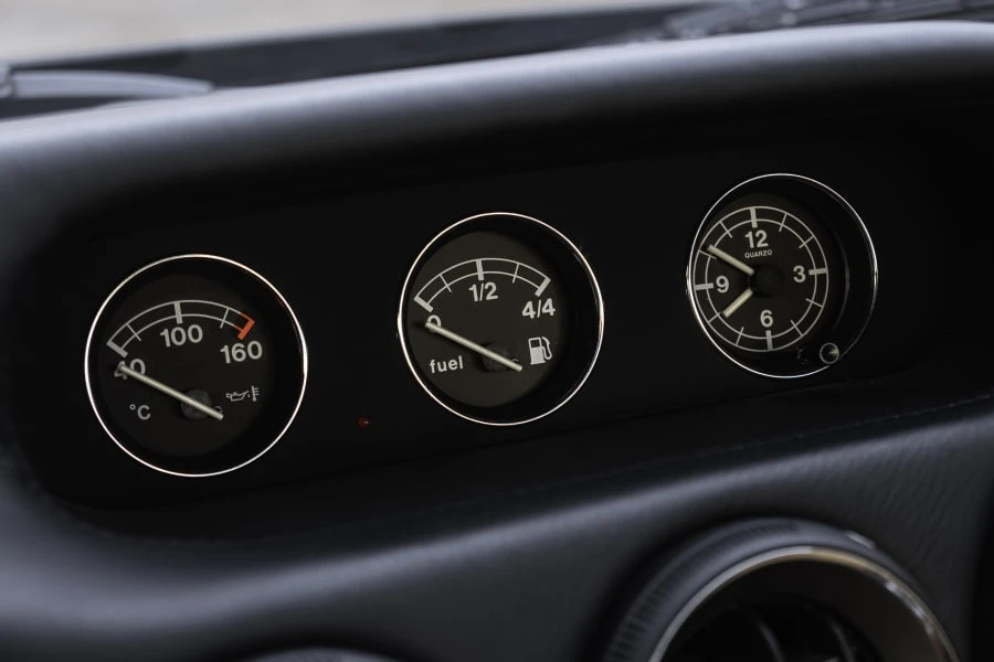 2001 Ferrari 550 Maranello - Image 19 of 31