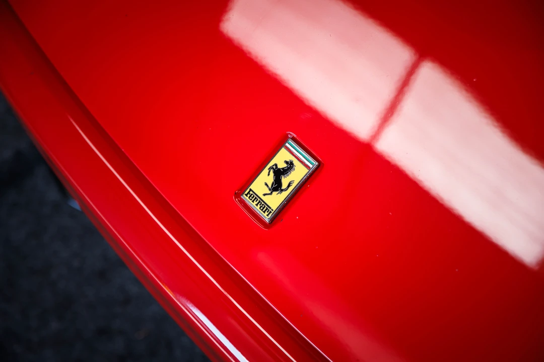 2001 Ferrari 550 Maranello - Image 13 of 31