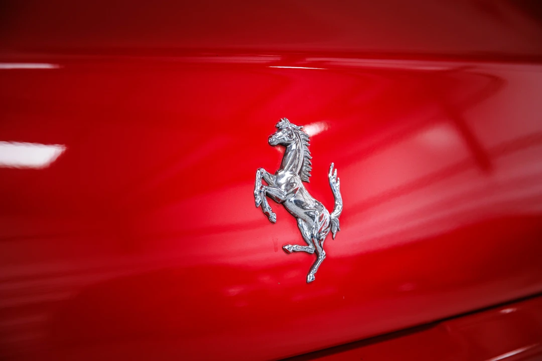 2001 Ferrari 550 Maranello - Image 21 of 31