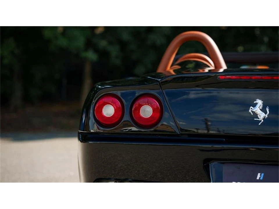 2001 Ferrari 550 Maranello - Image 29 of 31