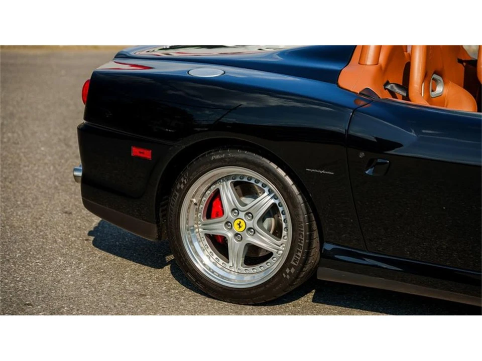 2001 Ferrari 550 Maranello - Image 24 of 31