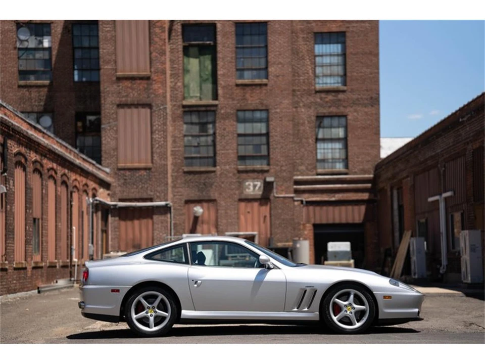 2001 Ferrari 550 Maranello - Image 9 of 28