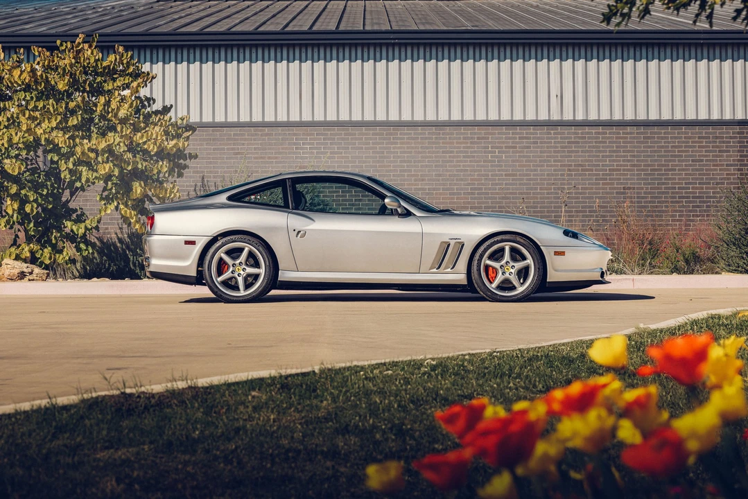 2001 Ferrari 550 Maranello - Image 2 of 17