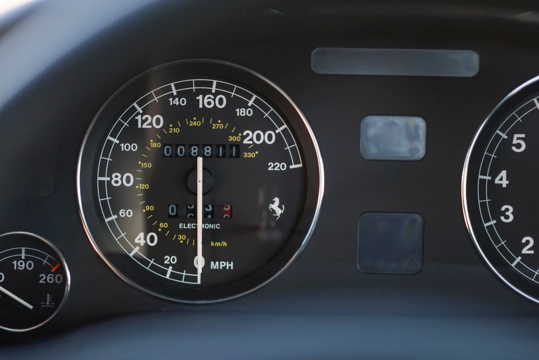 2001 Ferrari 550 Maranello - Image 15 of 17
