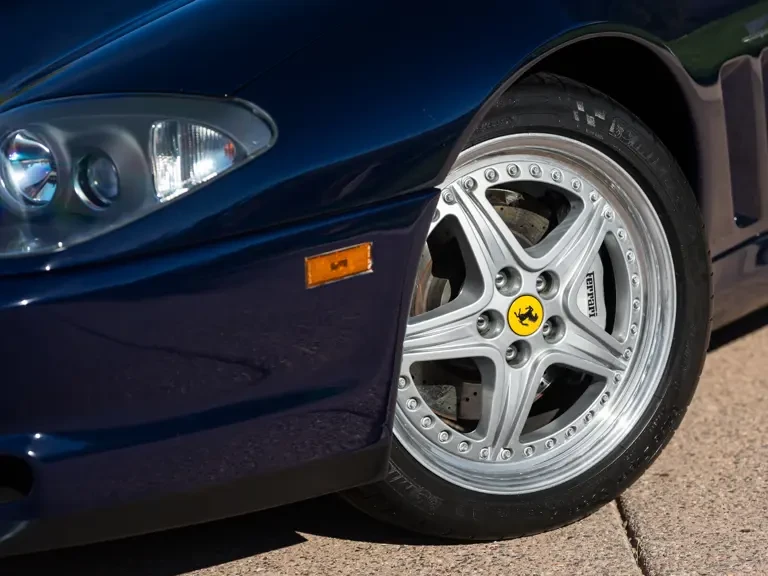 2001 Ferrari 550 Maranello - Image 27 of 31