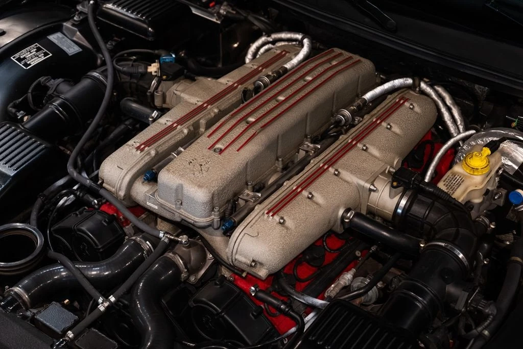 2001 Ferrari 550 Maranello - Image 19 of 31