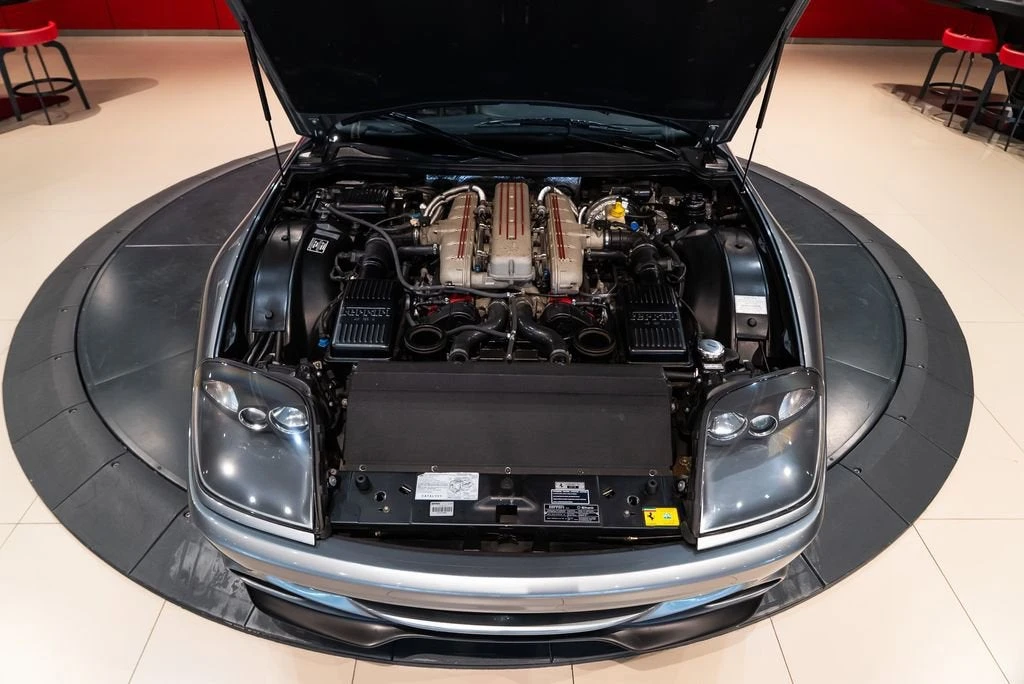 2001 Ferrari 550 Maranello - Image 17 of 31