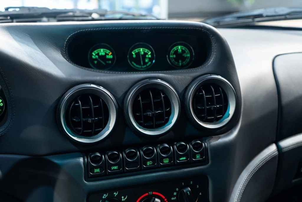 2001 Ferrari 550 Maranello - Image 31 of 31