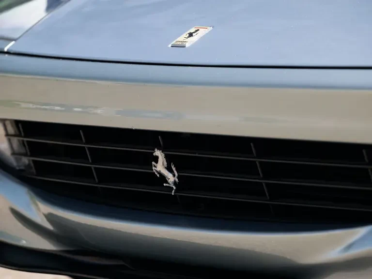 2001 Ferrari 550 Maranello - Image 13 of 31