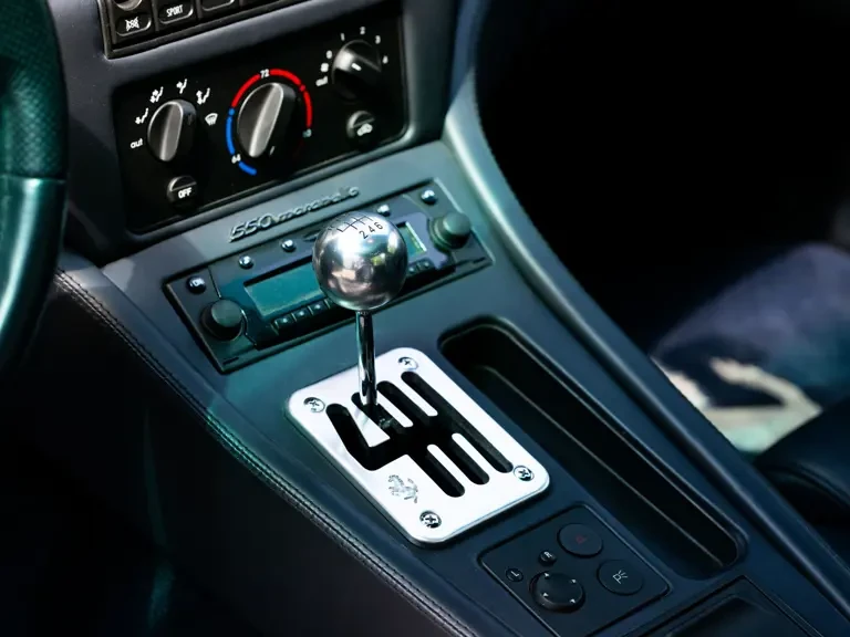 2001 Ferrari 550 Maranello - Image 25 of 31