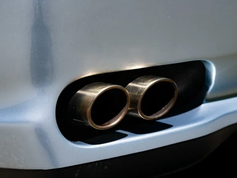 2001 Ferrari 550 Maranello - Image 19 of 31
