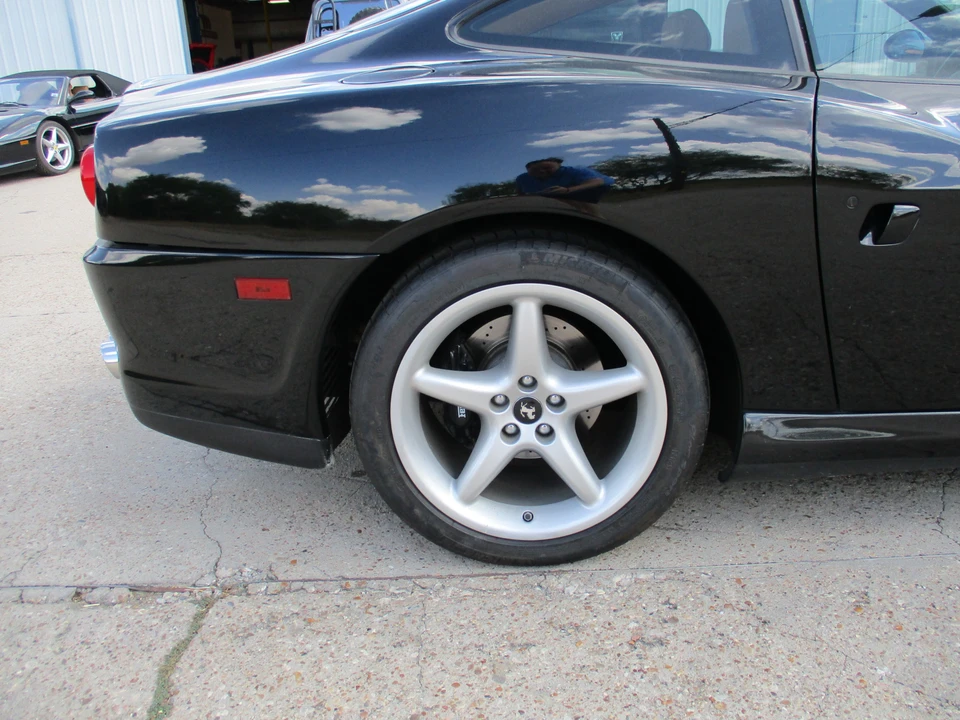 2001 Ferrari 550 Maranello - Image 14 of 31