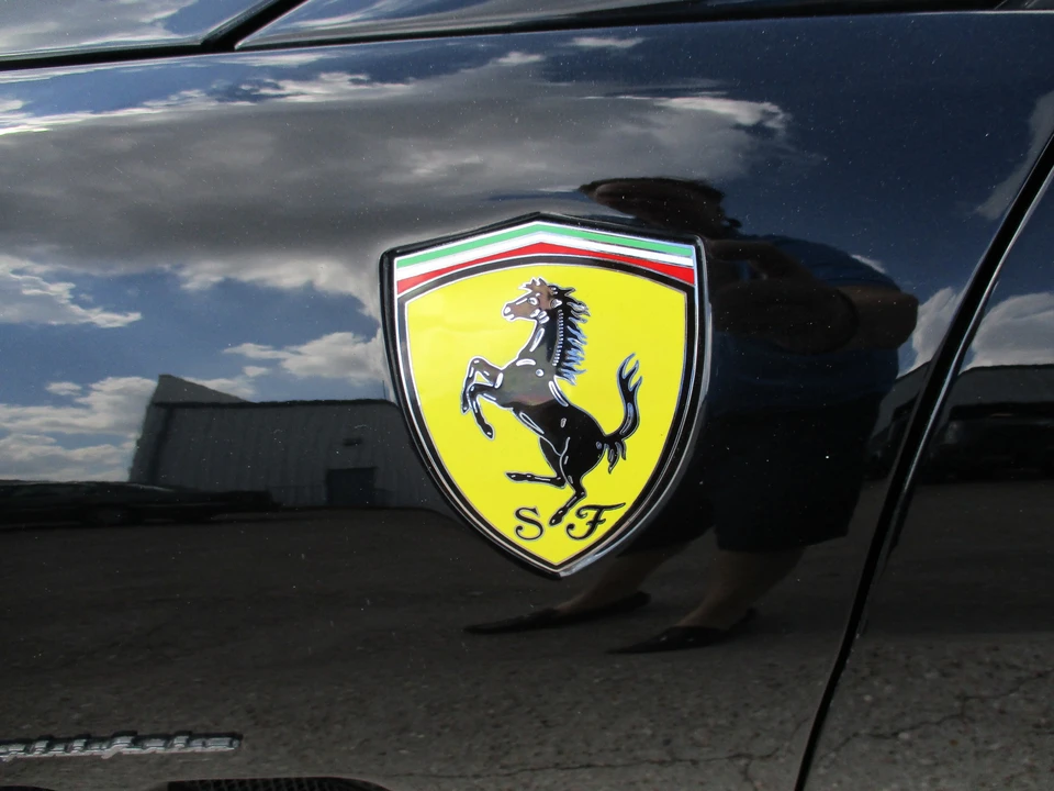 2001 Ferrari 550 Maranello - Image 6 of 31
