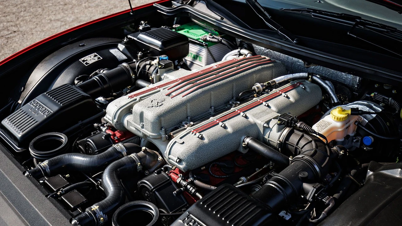2001 Ferrari 550 Maranello - Image 9 of 31