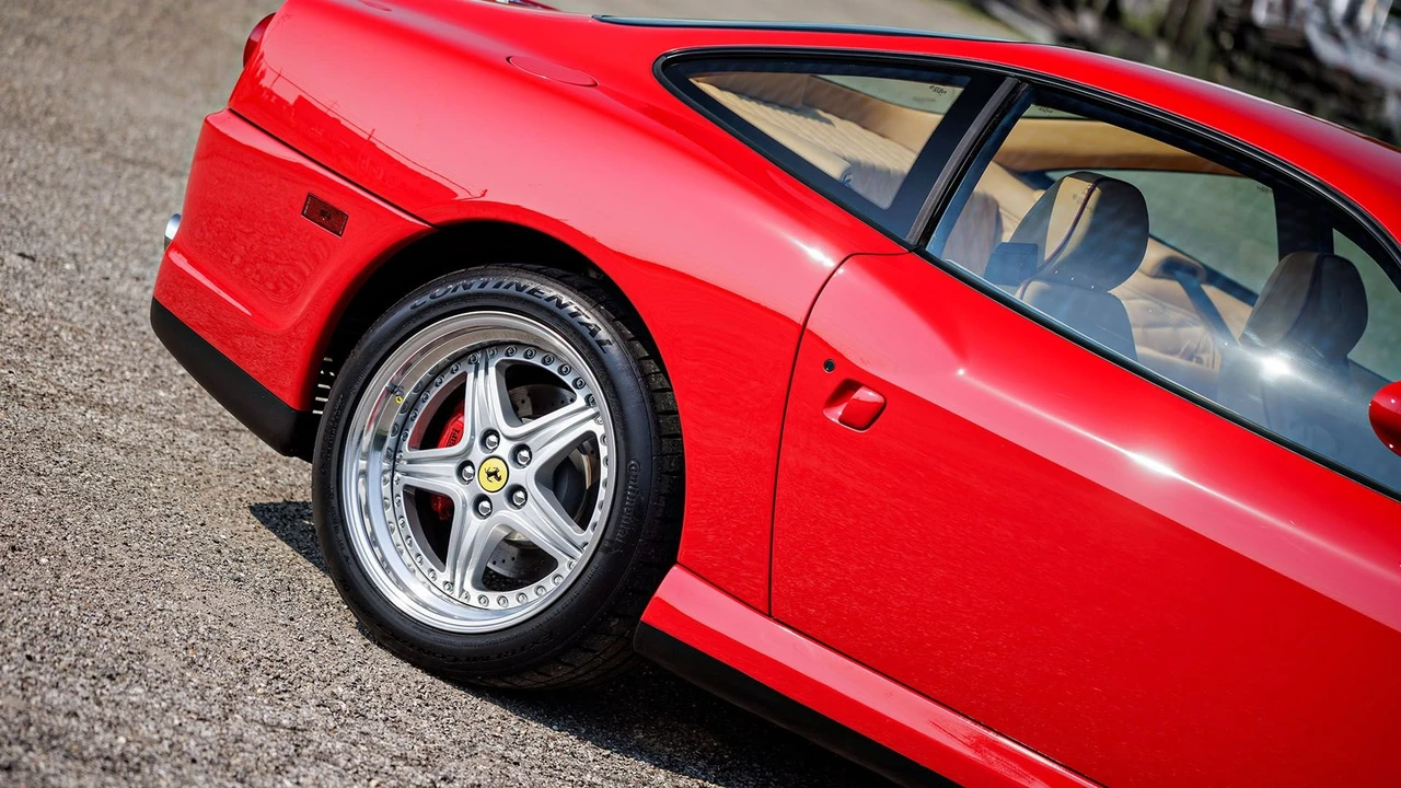 2001 Ferrari 550 Maranello - Image 31 of 31