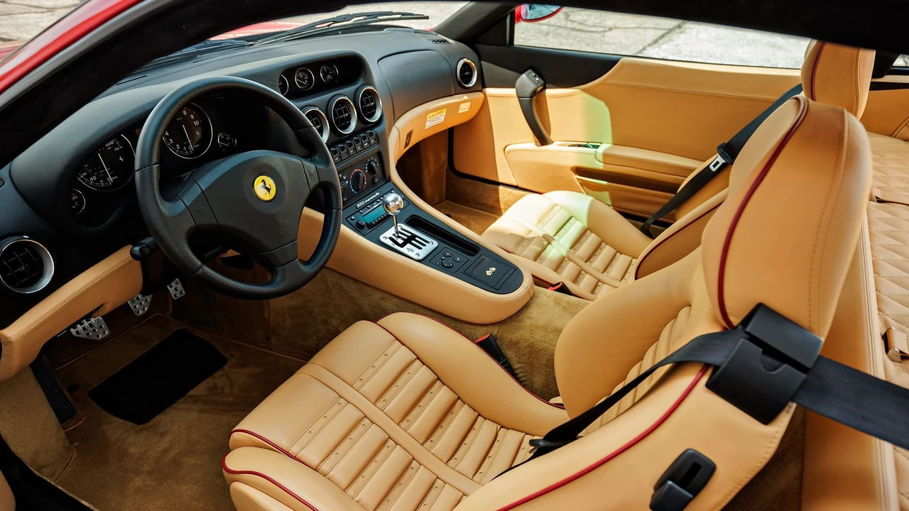 2001 Ferrari 550 Maranello - Image 8 of 31