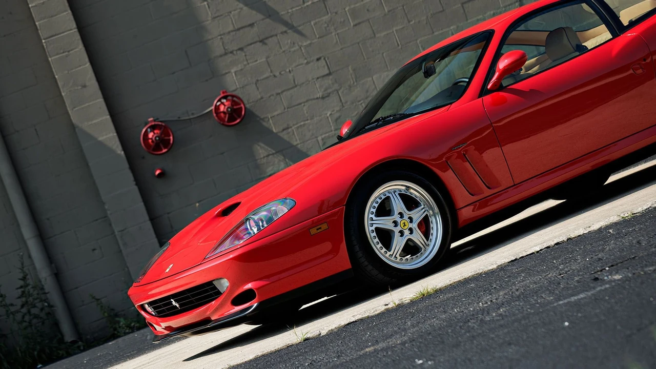 2001 Ferrari 550 Maranello - Image 14 of 31