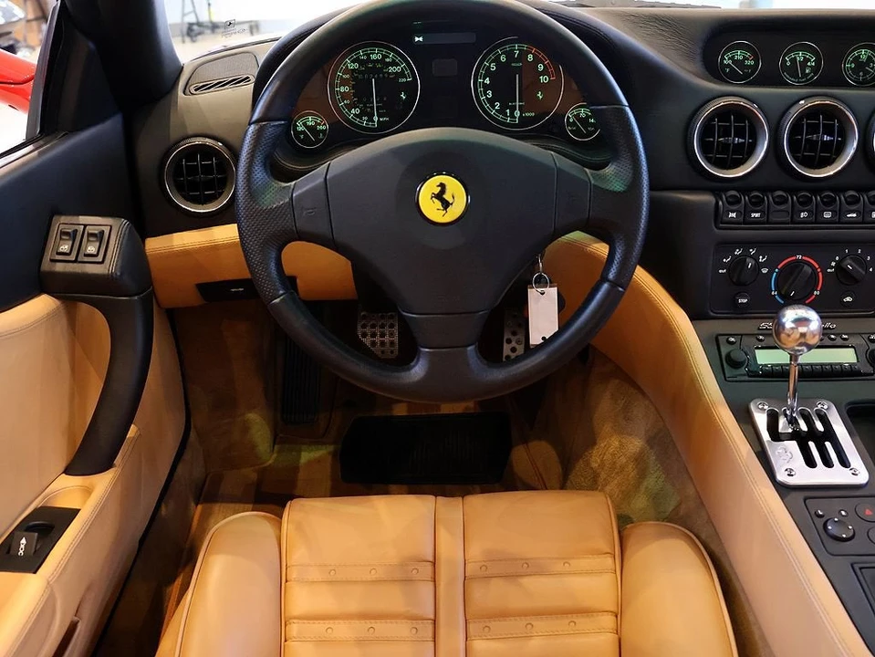 2001 Ferrari 550 Maranello - Image 6 of 31