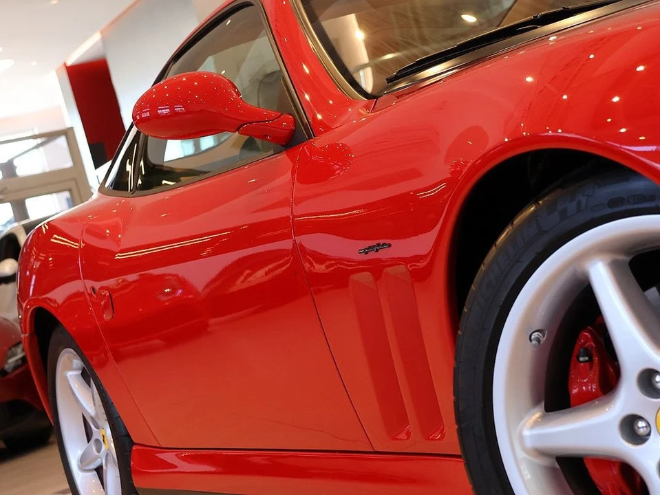 2001 Ferrari 550 Maranello - Image 30 of 31
