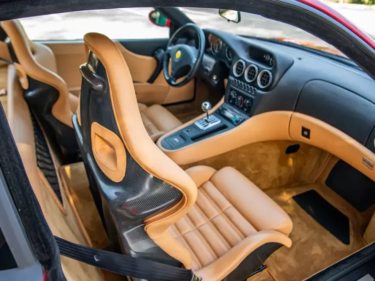 2001 Ferrari 550 Maranello - Image 26 of 31